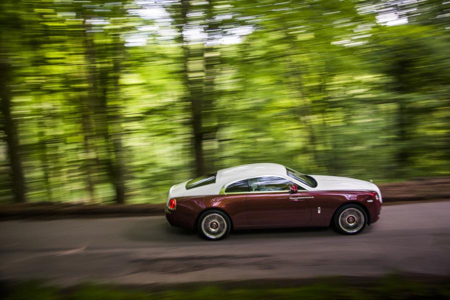  Rolls-Royce Wraith 2013 года  (UK) (фото 11 из 16)